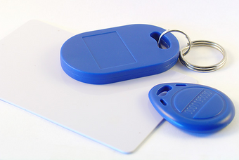 Deciphering the Distinctions: RFID Cards vs. Tags